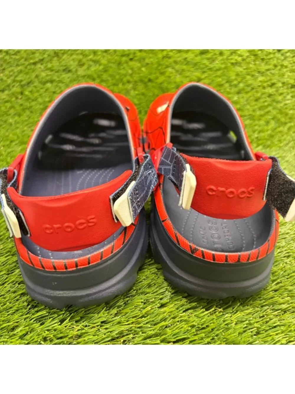 Crocs Spider-Man All-Terrain Mens Size 11 Red Black Beach Outdoor Clogs Sandals